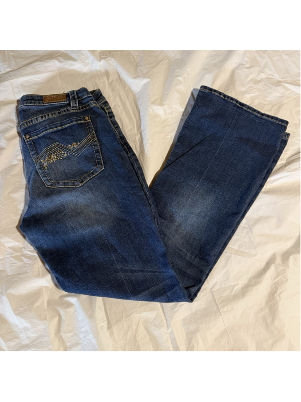 SHYANNE Women’s Bootcut Denim Jeans Size 33 With Embroidered Pockets